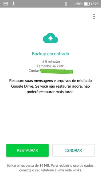 Após reinstalar o WhastApp basta aceitar a restauração das conversas