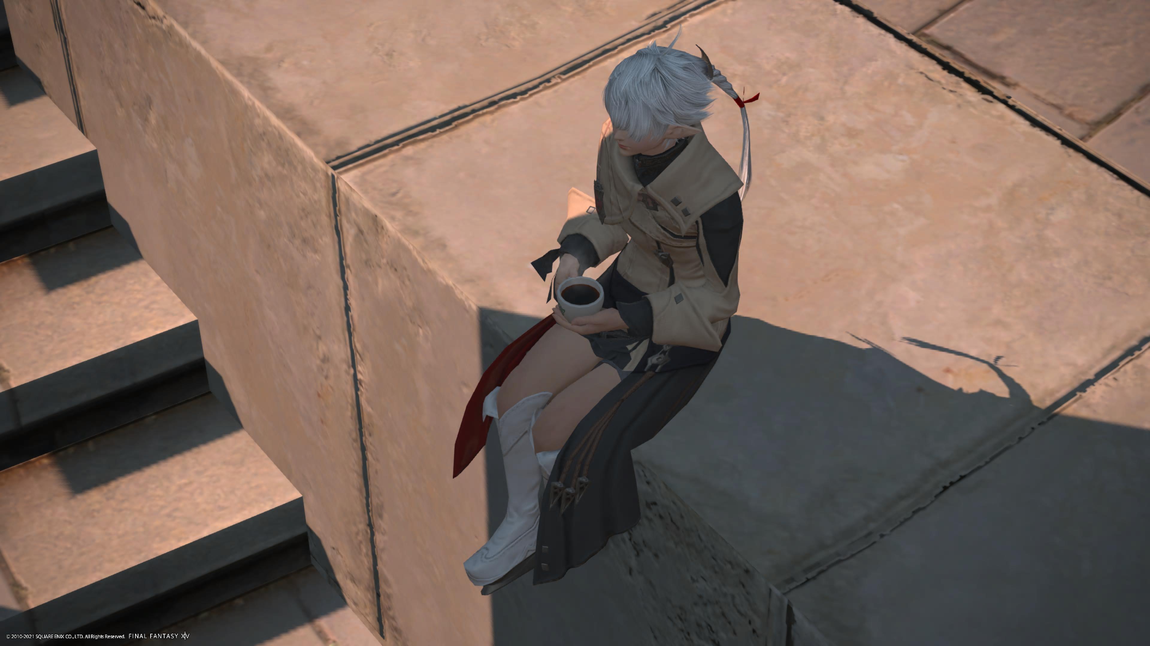 Os diálogos podem parecer longos, mas são muito eficientes ao explorar as motivações dos personagens.