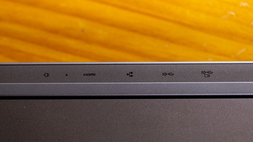 Legion Slim 5i Conectividade 3