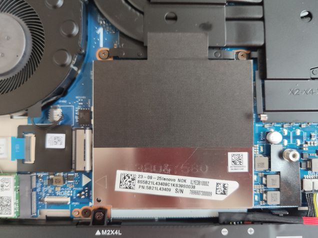Lenovo Legion Slim 5i - Interior 7