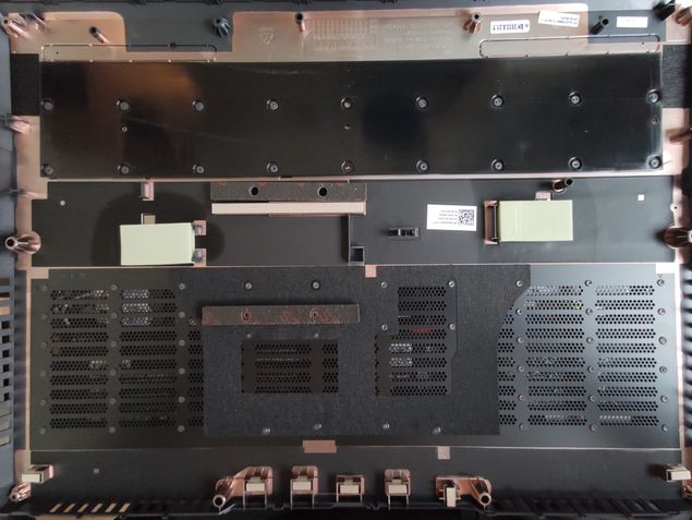 Lenovo Legion Slim 5i - Interior 13