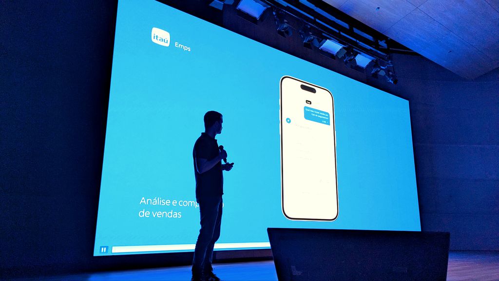 Itaú Emps possui chatbot com IA para auxiliar empreendedores (Imagem: Bruno De Blasi/Canaltech)