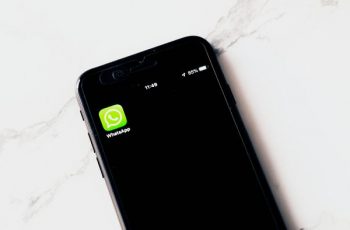 Processada nos EUA, Meta é acusada de acessar mensagens no WhatsApp