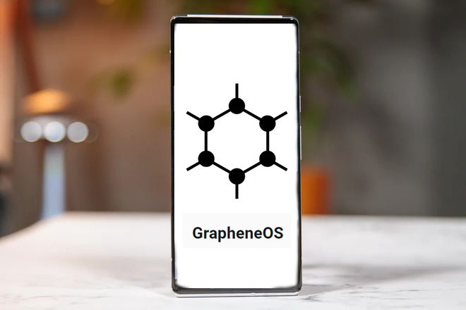 Logo do GrapheneOS na tela do celular