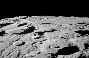 Mistério revelado: por que a Lua está "enrugando" como uma uva passa?